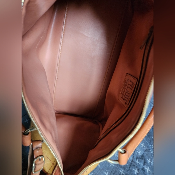 Alviero Martini bag - Picture 8 of 14